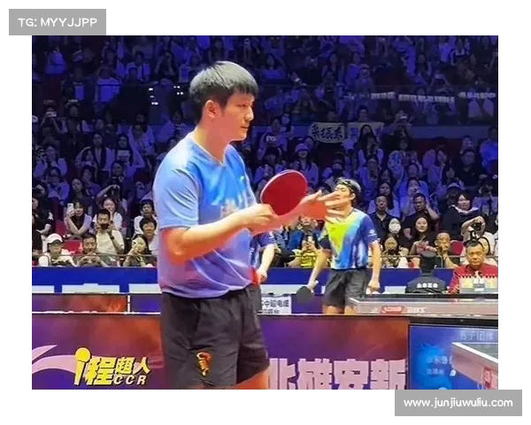 樊振东与闫安携手上演默契转圈圈表演 展现乒乓球场上难得的默契与欢乐时刻 樊振东与闫安携手上演默契转圈圈表演 展现乒乓球场上难得的默契与欢乐时刻